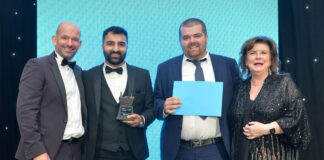 Premier RaceTrack Pitstop Bearsden accepting the award for Vaping Retailer of the Year at the Scottish Grocer Awards 2024.