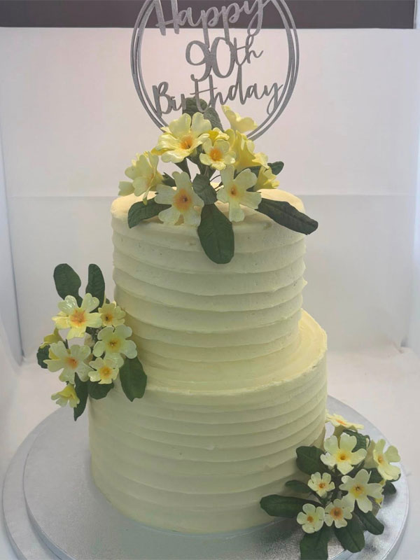 An image of the birthday cake made by Finsbury Food Group for Mary Berry's 90th birthday.