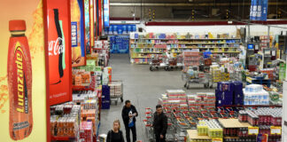 Image overlooking the depot floor of United Wholesale Scotland's Queenslie location.