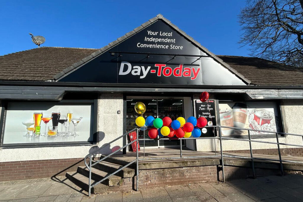 Exterior image of Day-Today Balloch.