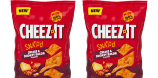 Pack shots of Cheez-It Cheese & Smokey Bacon flavour.
