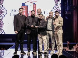 IVG picks up Innovation of the Decade gong for 4-in-1 device Team members from IVG stand on a stage and accept the 'Innovation of the Decade' award at the Vapouround Global Awards 2025 in Dubai.