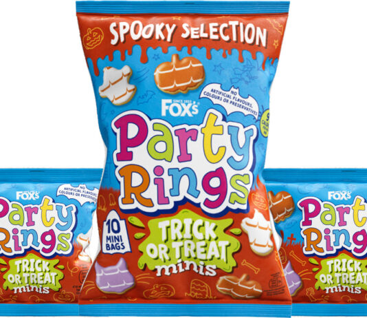 Fox’s brings a seasonal twist to Party Rings with new Halloween-themed packs Pack shots of Fox's Party Rings Trick or Treat Minis including multipack formats and single packs.