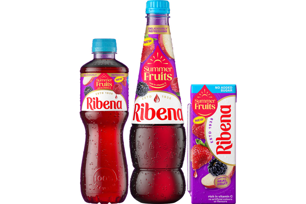 Pack shots Ribena Summer Fruits 850ml Squash, 500ml bottle and 250ml carton.