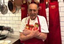 Celebrity chef Gennaro Contaldo fronts Mutti campaign Celebrity Italian chef Gennaro Contaldo – a familiar face on UK TV cookery programmes – is to launch a Mutti Pasta Sauces tour to major British cities.