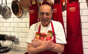 Celebrity chef Gennaro Contaldo fronts Mutti campaign Celebrity Italian chef Gennaro Contaldo – a familiar face on UK TV cookery programmes – is to launch a Mutti Pasta Sauces tour to major British cities.