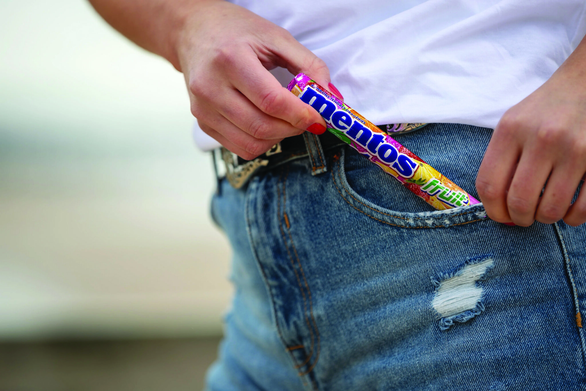 Mentos in hand 