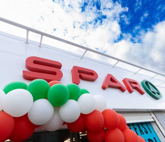 CJ Lang puts focus on suppliers Spar Scotland wholesaler CJ Lang & Son has highlighted a number of ways it can grow business with its supplier partners.