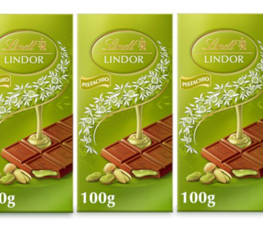 Spar secures exclusive on new Lindt Pistachio chocolate bar Pack shots of Lindt Lindor Pistachio chocolate bars.