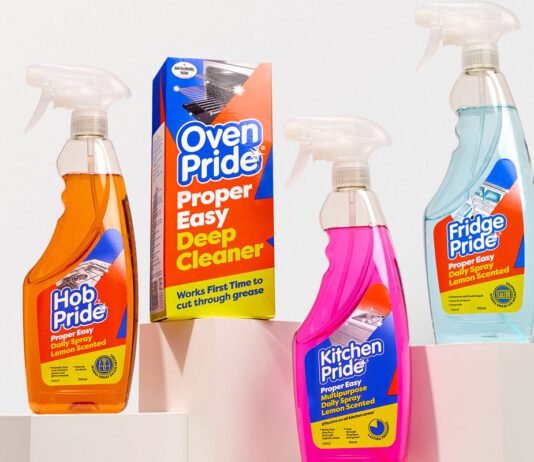 Oven Pride revamps its range with new products and new look Packs of Oven Pride Hob Pride, Oven Pride, Kitchen Pride and Fridge Pride are standing on white stands against a white background.