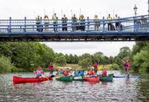 CCEP leads River Clyde clean-up with Keep Scotland Beautiful Team members from CCEP East Kilbride, Keep Scotland Beautiful and other volunteers mark cleaning up the River Clyde in Glasgow Green with some of the team members in kayaks across the river.