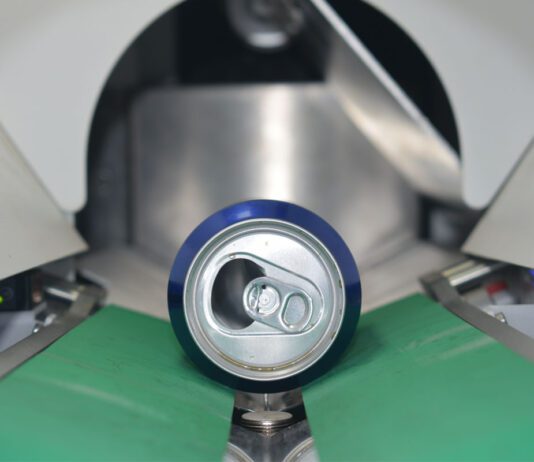 Unitas launches DRS support tool for retailers A can is being processed inside a reverse vending machine.