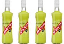 Warninks launches Pistachio White Chocolate Advocaat Pack shots of Warninks Pistachio White Chocolate liqueur.